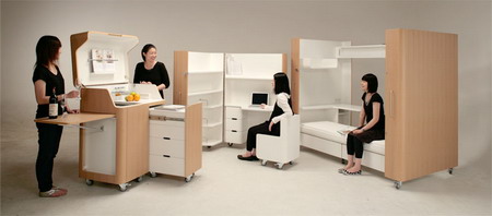 展開後的家具